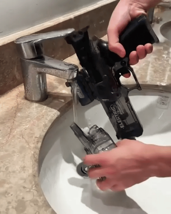 Rechargeable Electric Water Blaster